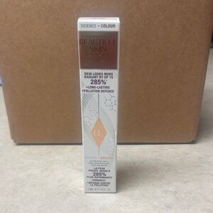 Charlotte Tilbury Beautiful Skin Foundation - White and Gold